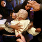 Ilustrasi genosida palestina untuk artikel UN: Israel sengaja menargetkan anak dalam genosida Palestina