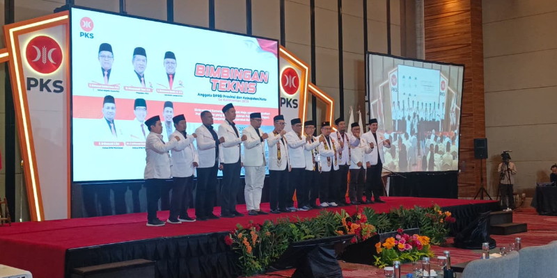 Ilustrasi koalisi prabowo konstruktif untuk artikel Koalisi prabowo konstruktif: PKS: Koalisi Prabowo Akan Tetap…