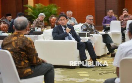 Ilustrasi menkeu purbaya dipertahankan untuk artikel Menkeu Purbaya Dipertahankan, Pasar Respon Positif