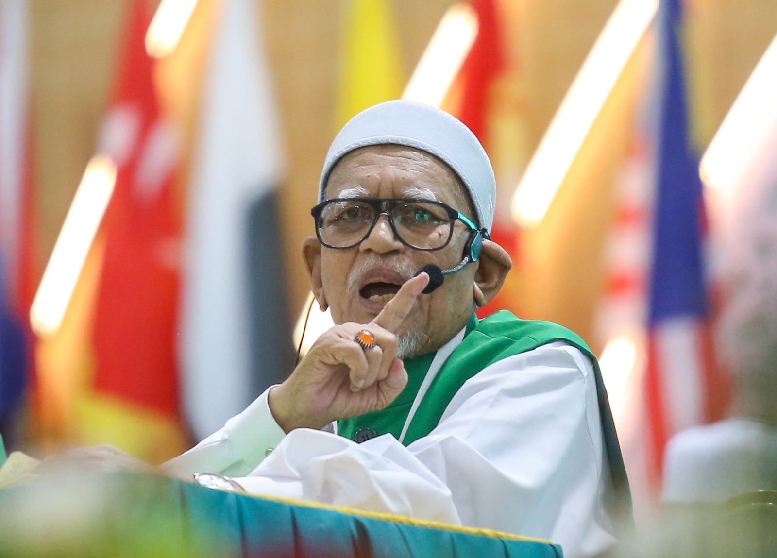 Ilustrasi pas tolak ph untuk artikel Pas Tolak PH, Seruan untuk Pengundi PRN Johor