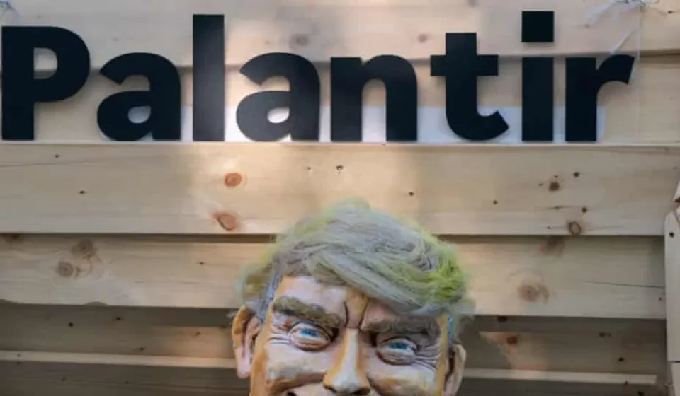 Ilustrasi kemandirian ai prancis untuk artikel Prancis Lepas Palantir, Percepat Kemandirian AI Prancis