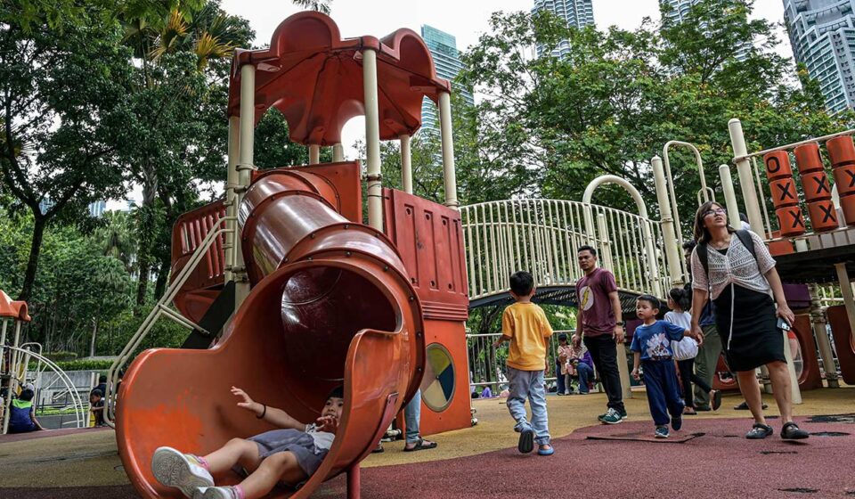 Ilustrasi taman permainan anak untuk artikel MATFA desak Selangor kaji pengelasan taman permainan anak