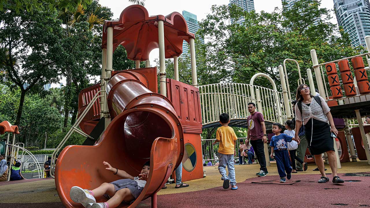 Selangor diminta kaji taman permainan anak Ilustrasi taman permainan anak untuk artikel MATFA desak Selangor kaji pengelasan taman permainan anak