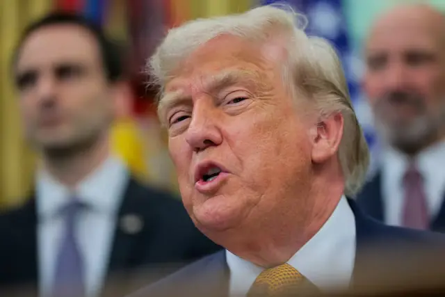 Inspeksi nuklir iran: Trump: Iran setuju inspeksi nuklir… Ilustrasi inspeksi nuklir iran untuk artikel Trump: Iran sepakati inspeksi nuklir Iran 'Infinity!!!'