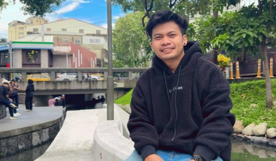 Ilustrasi deni setiawan untuk artikel Deni Setiawan Viral: Pekerja Migran Taiwan Ubah Rindu Jadi Komedi