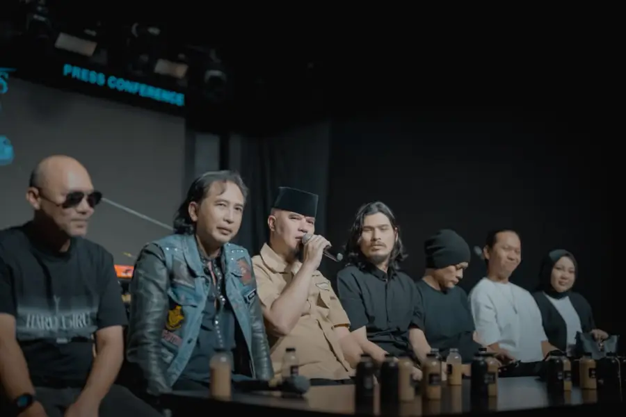 Ilustrasi lagu rahasia untuk artikel Dewa 19 dan Padi Reborn Siapkan Lagu Rahasia di Surabaya