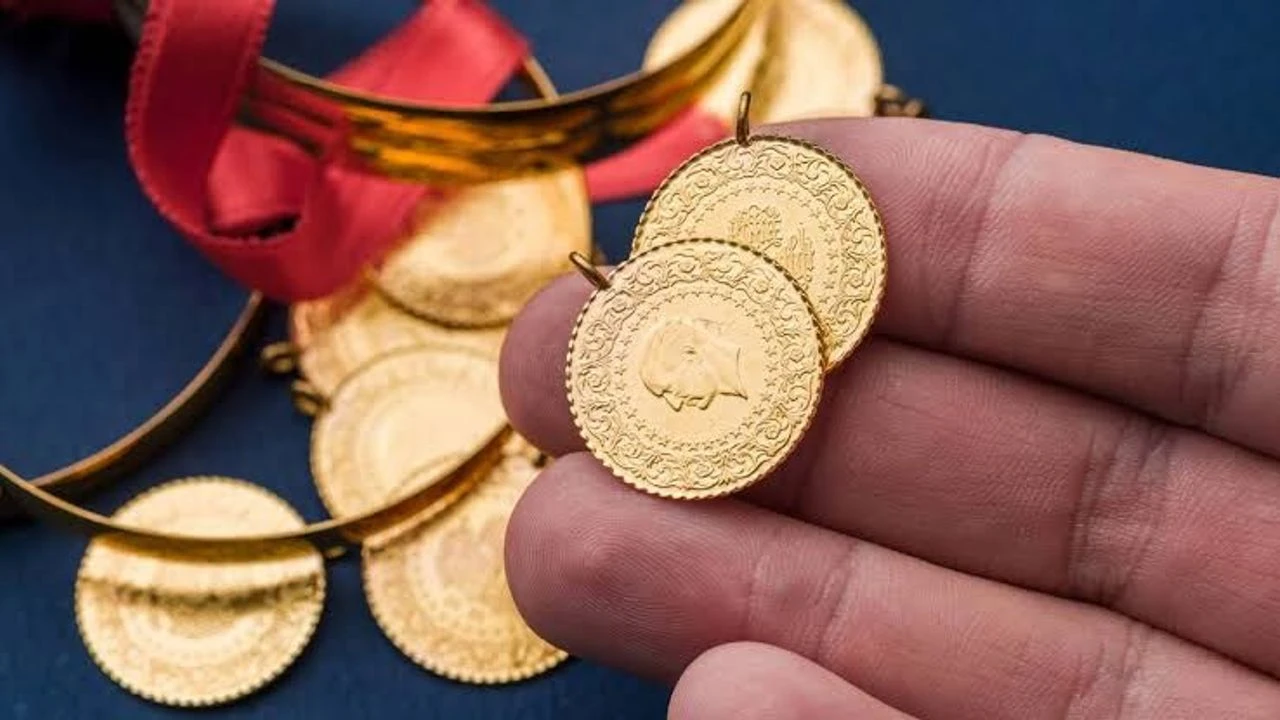 Ilustrasi harga emas untuk artikel Harga Emas Turun Setelah Rekor, Investor Fokus Level