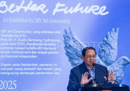 Ilustrasi sby optimistis untuk artikel SBY Optimistis Arah Pembangunan Pemerintahan Prabowo