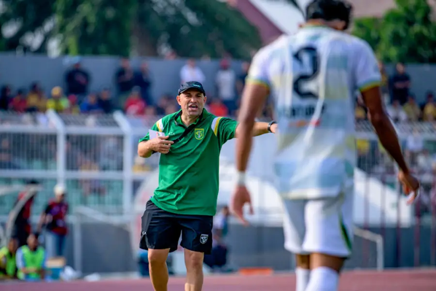 Ilustrasi persebaya hadapi psim untuk artikel Persebaya Hadapi PSIM: Perkuat Lini Depan dan Pertahanan
